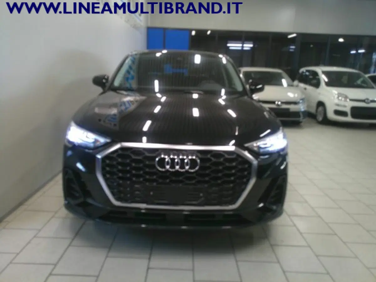 Audi Q3 Sportback usata a Piacenza (17)