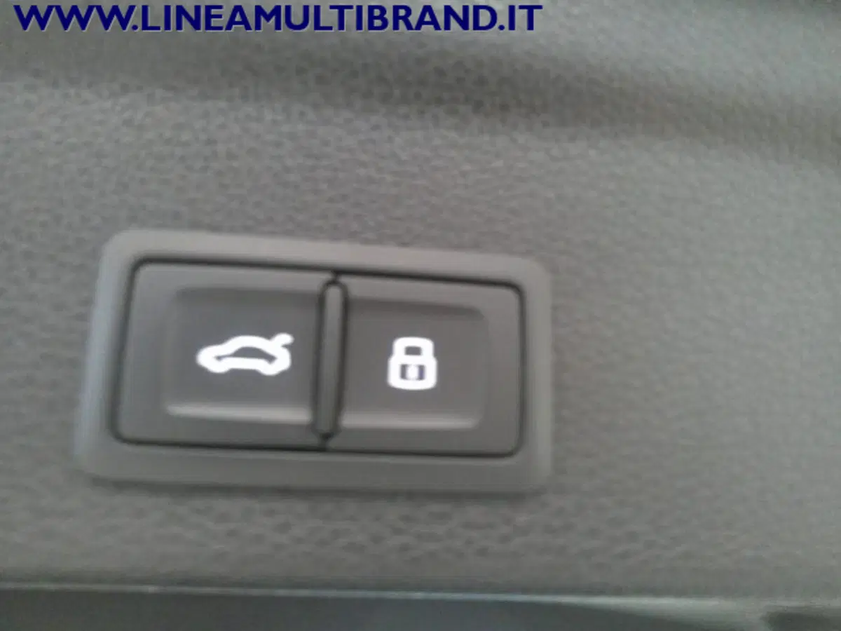 Audi Q3 Sportback usata a Piacenza (6)
