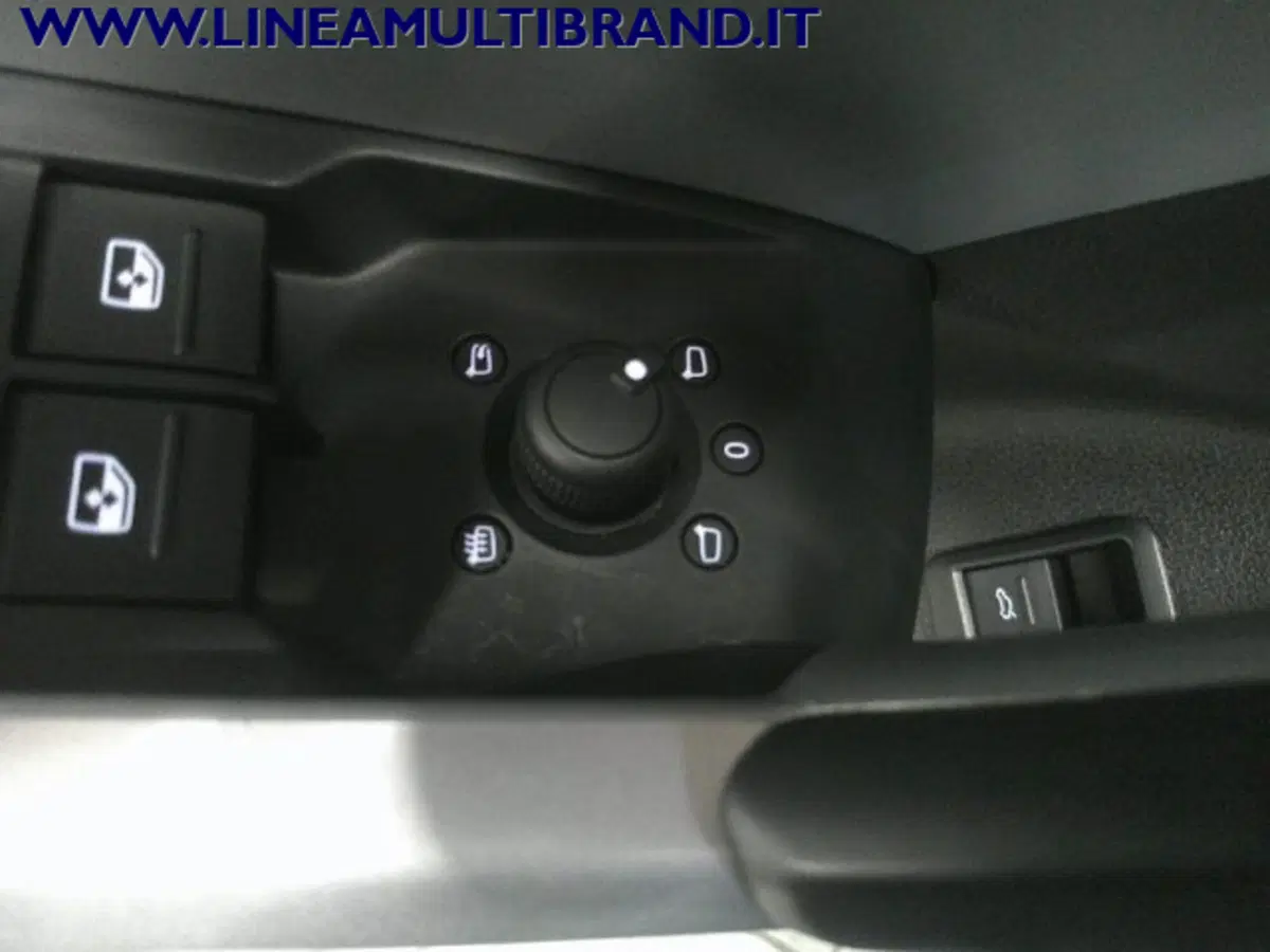 Audi Q3 Sportback usata a Piacenza (9)