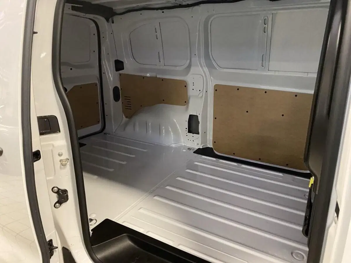 Peugeot Expert Furgone nuova a Torino (8)