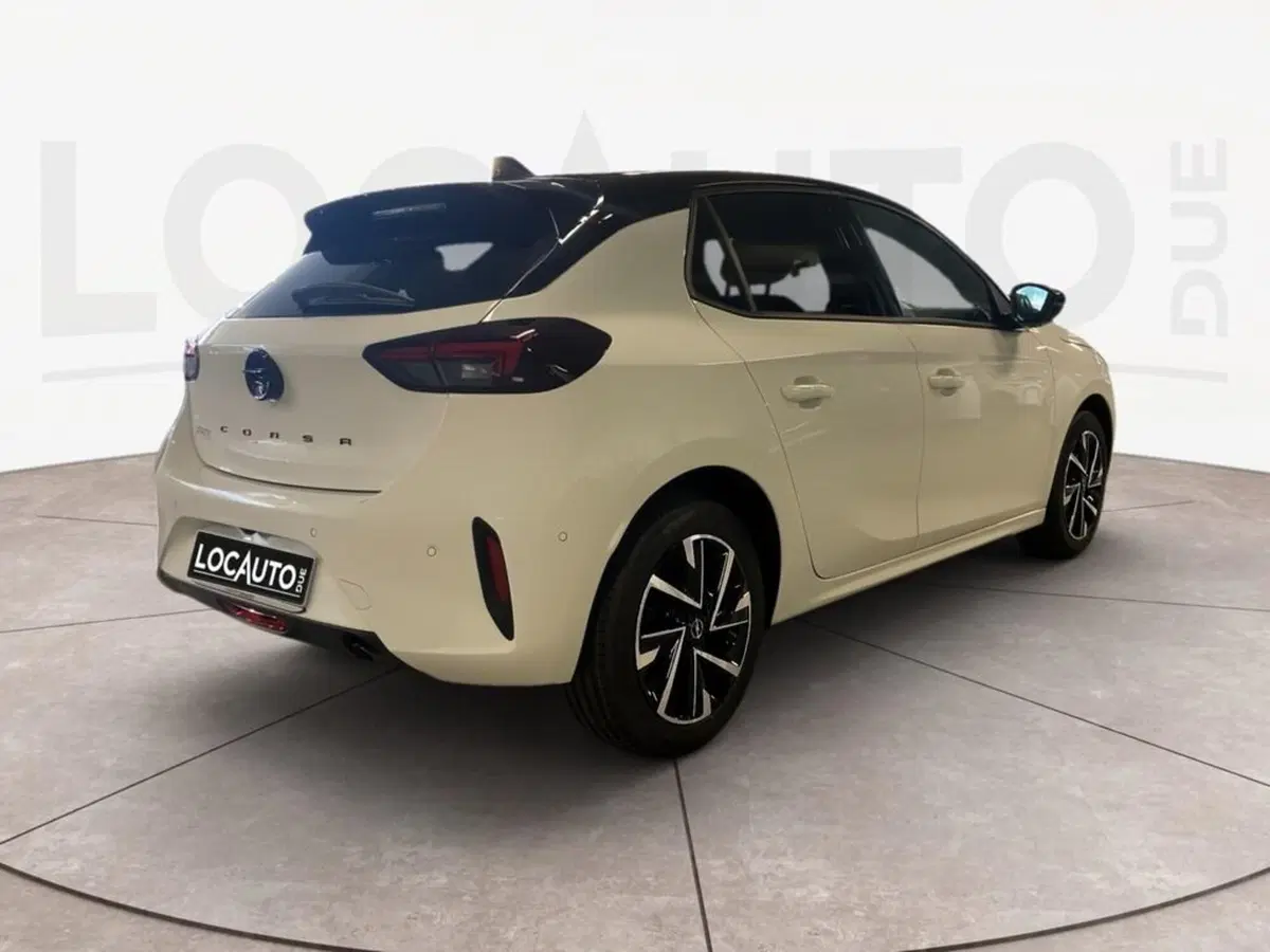 Opel Corsa nuova a Torino (4)