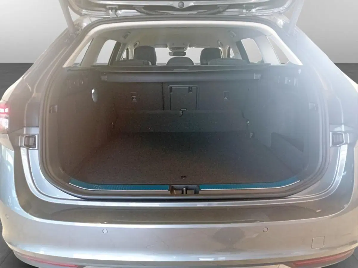 Skoda Superb nuova a Piacenza (6)