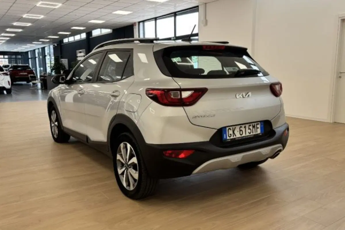 Kia Stonic usata a Latina (5)