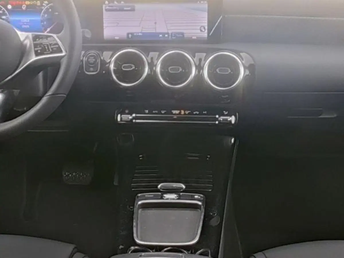 Mercedes-Benz Classe A usata a Milano (5)