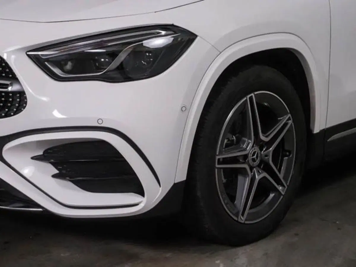 Mercedes-Benz GLA SUV usata a Milano (3)