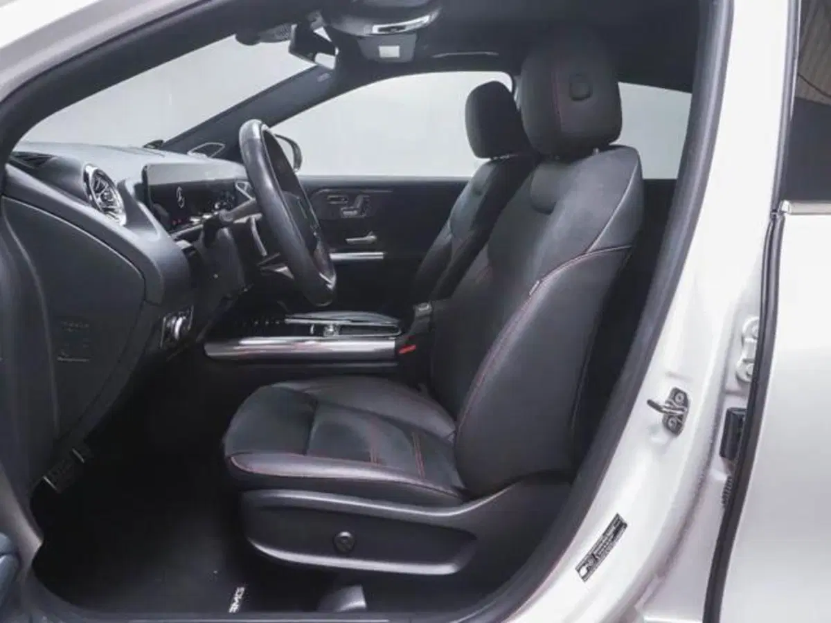 Mercedes-Benz GLA SUV usata a Milano (6)