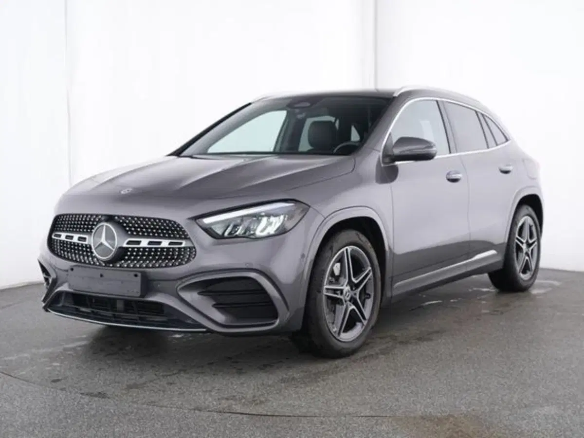 Mercedes-Benz GLA SUV usata a Milano