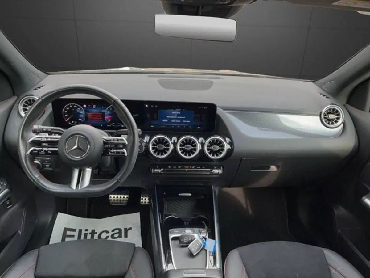 Mercedes-Benz GLA SUV usata a Milano (14)