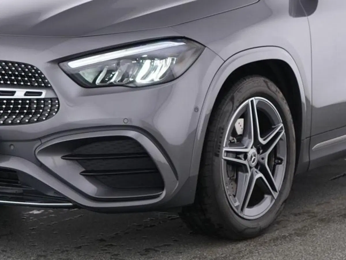 Mercedes-Benz GLA SUV usata a Milano (4)