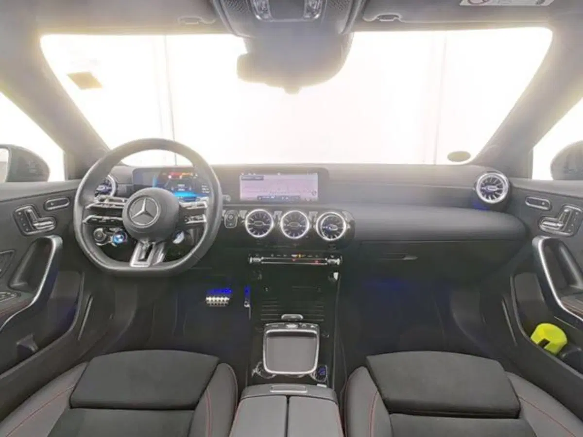 Mercedes-Benz Classe A Sedan usata a Milano (6)