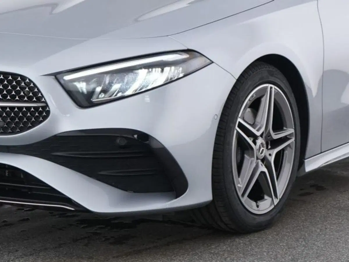 Mercedes-Benz Classe A Sedan usata a Novara (3)