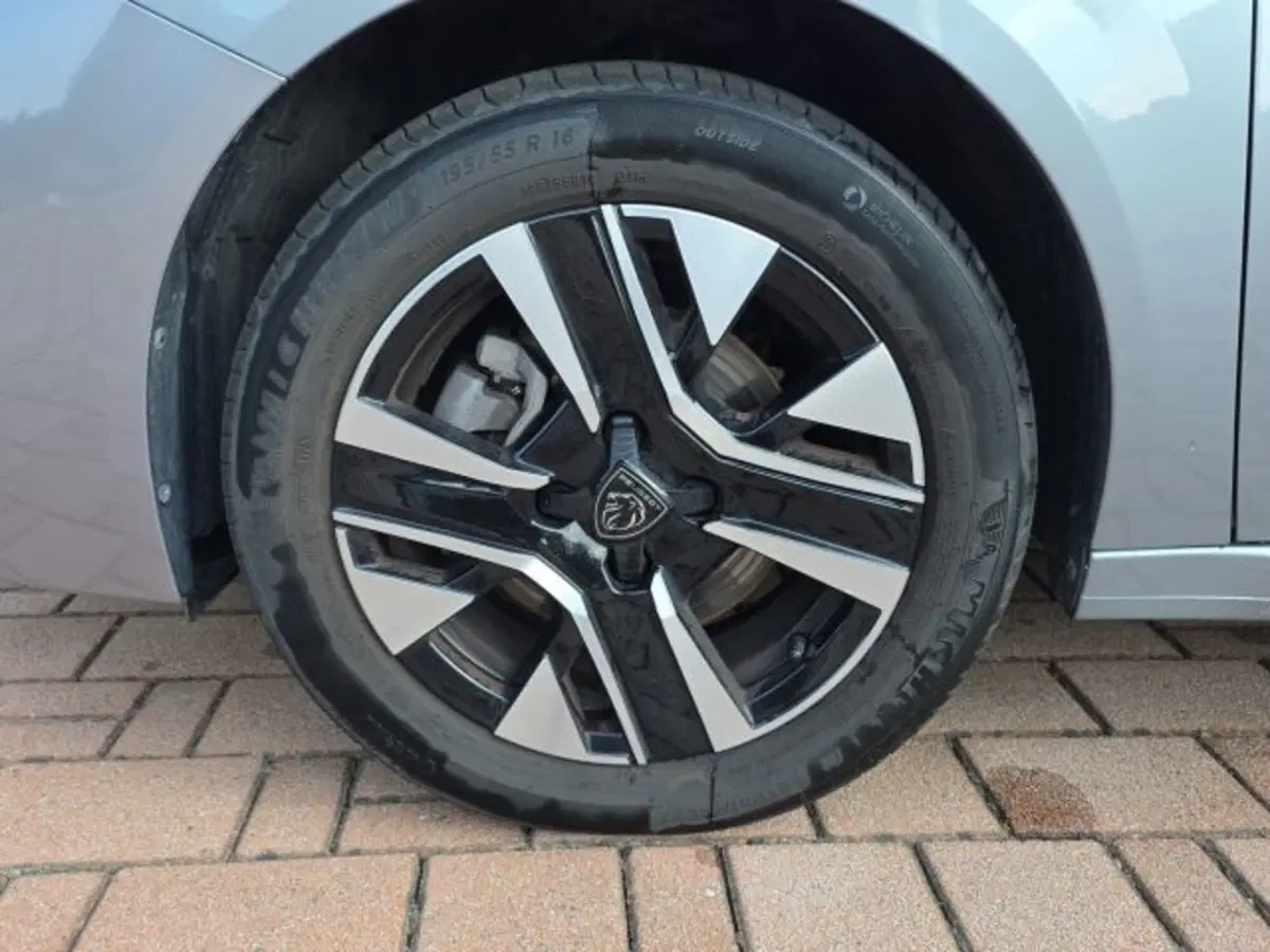 Peugeot 208 usata a Monza e Brianza (11)