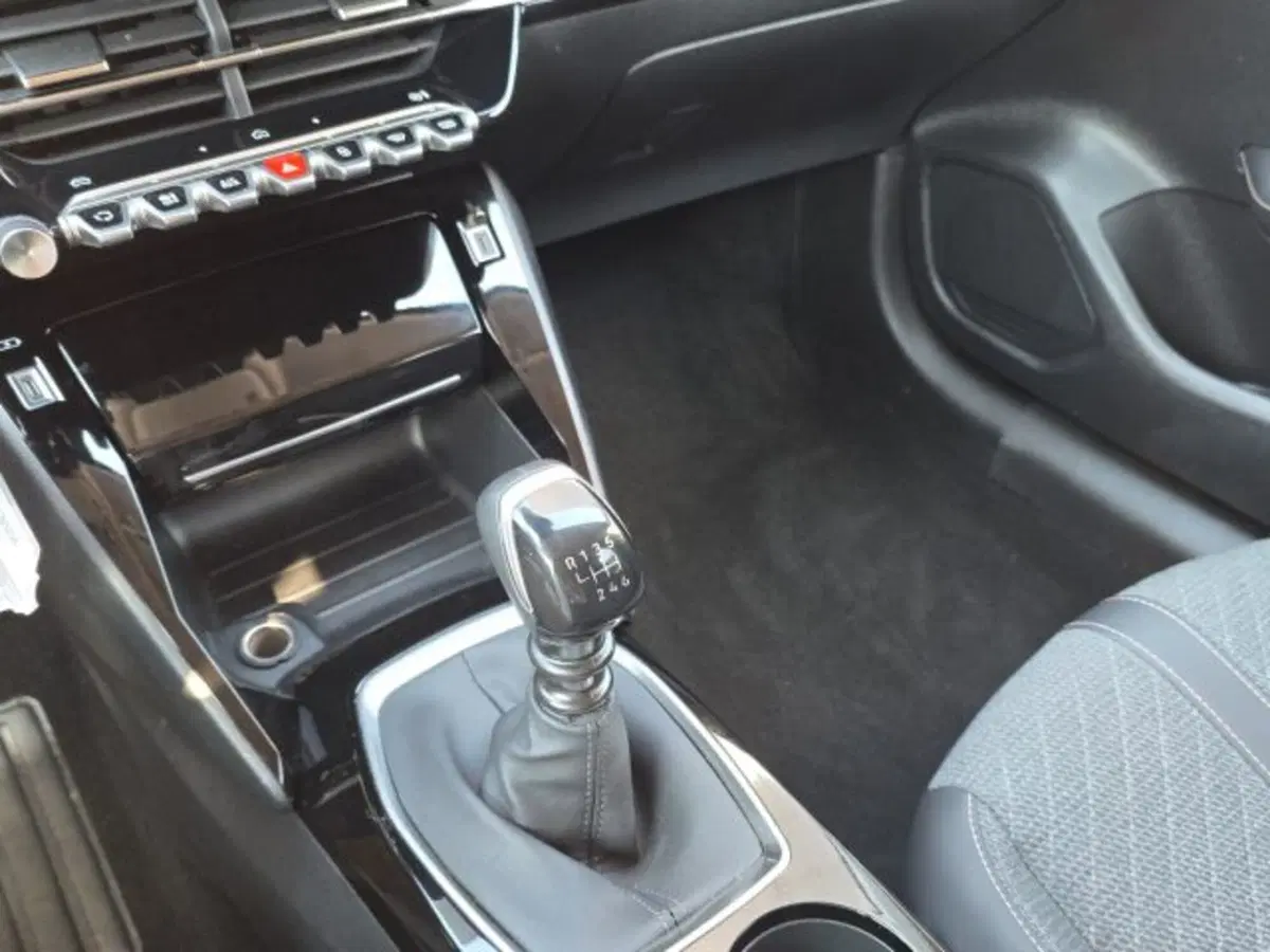 Peugeot 208 usata a Monza e Brianza (15)
