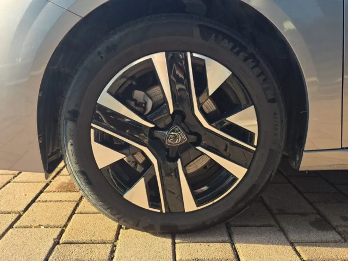 Peugeot 208 usata a Monza e Brianza (11)