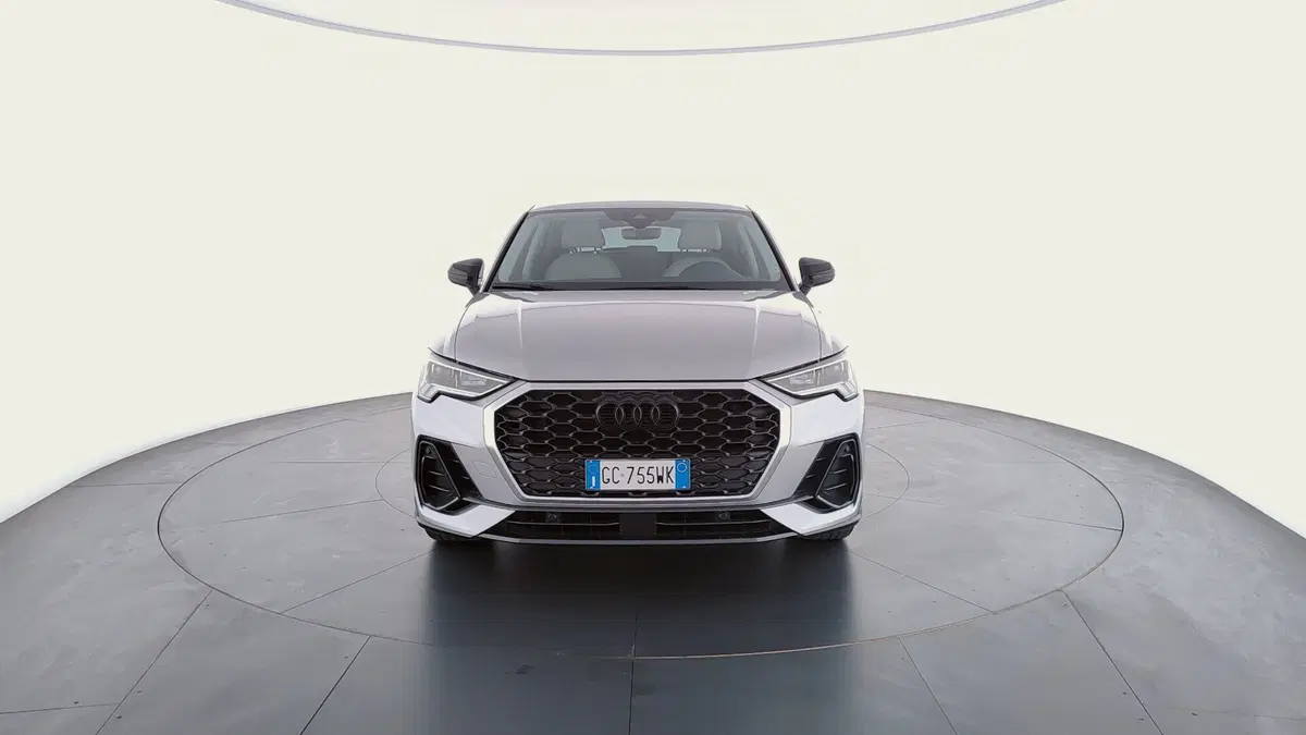 Audi Q3 Sportback usata a Perugia (2)