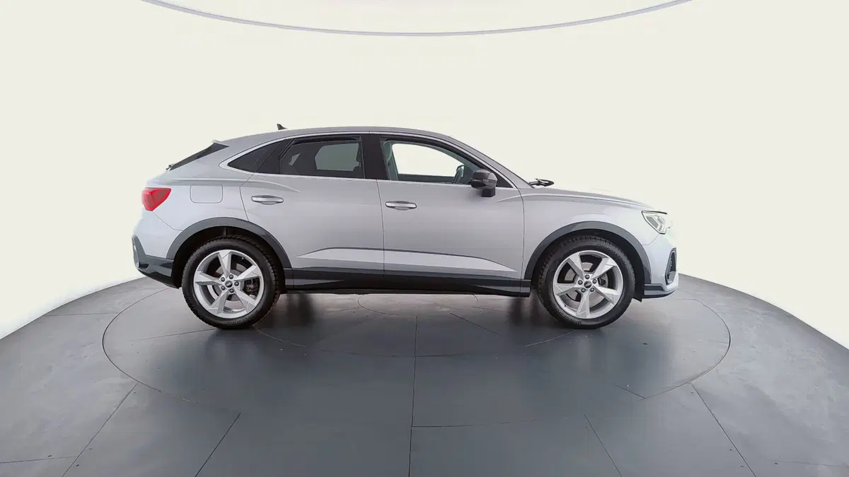 Audi Q3 Sportback usata a Perugia (4)