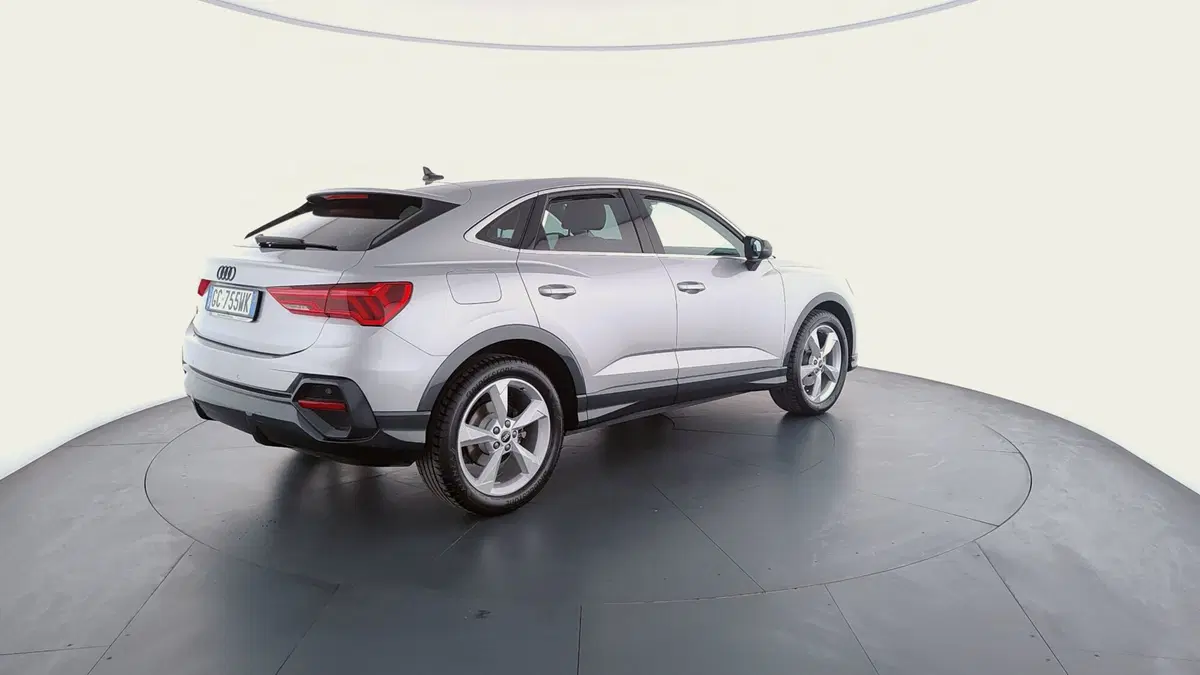 Audi Q3 Sportback usata a Perugia (5)