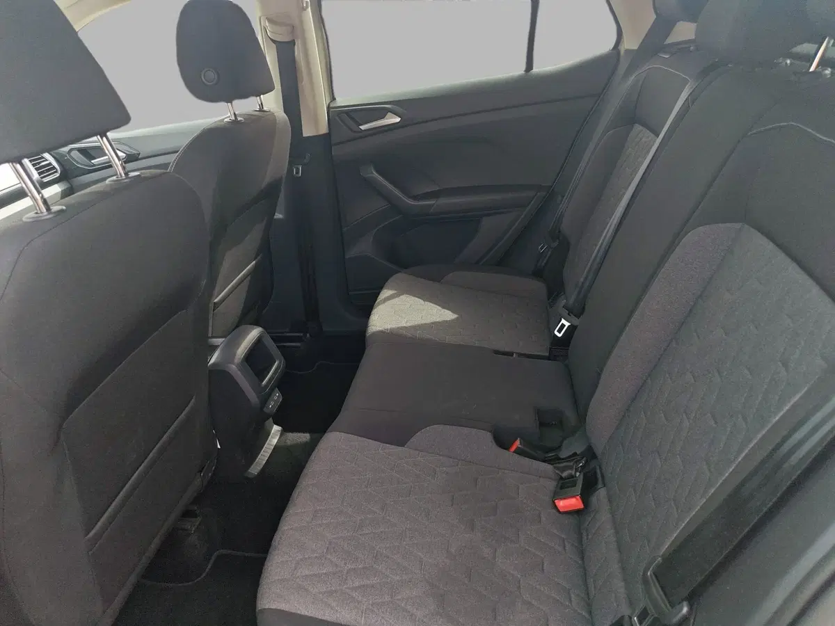 Volkswagen T-Cross usata a Milano (14)