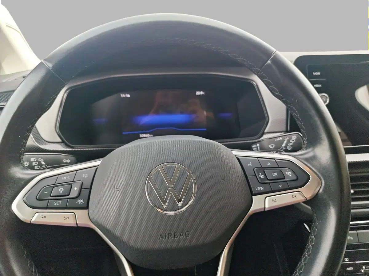 Volkswagen T-Cross usata a Milano (8)