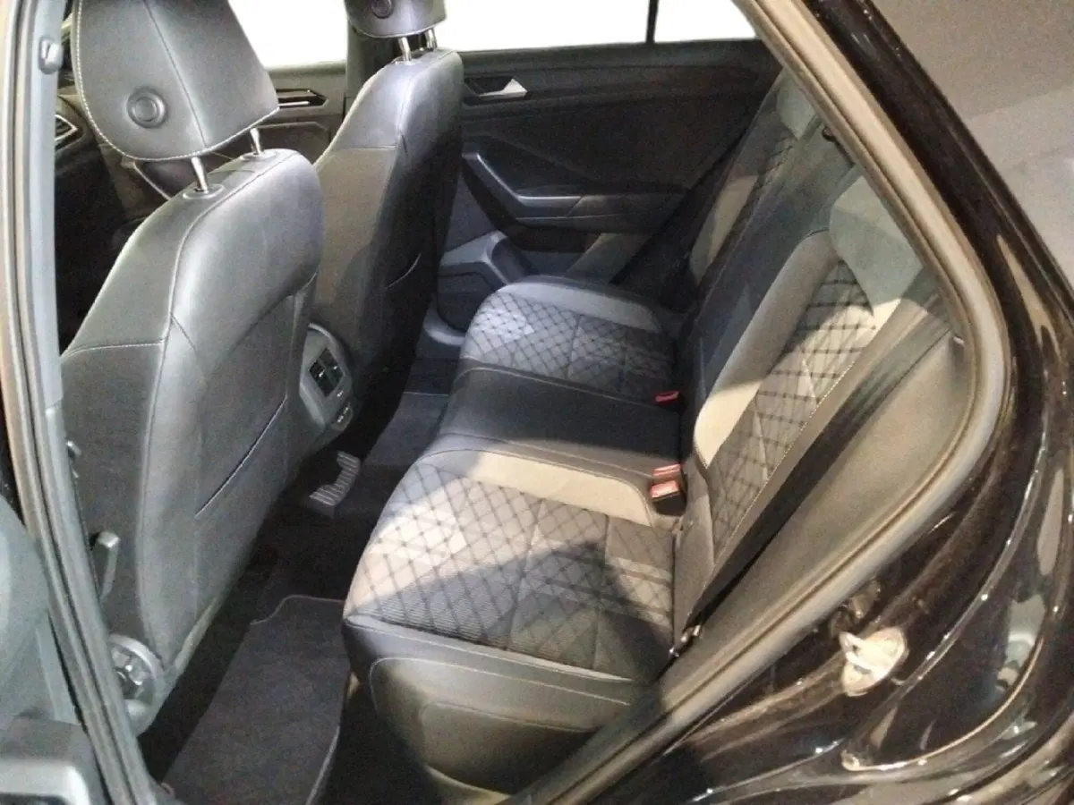 Volkswagen T-Roc usata a Lecce (19)