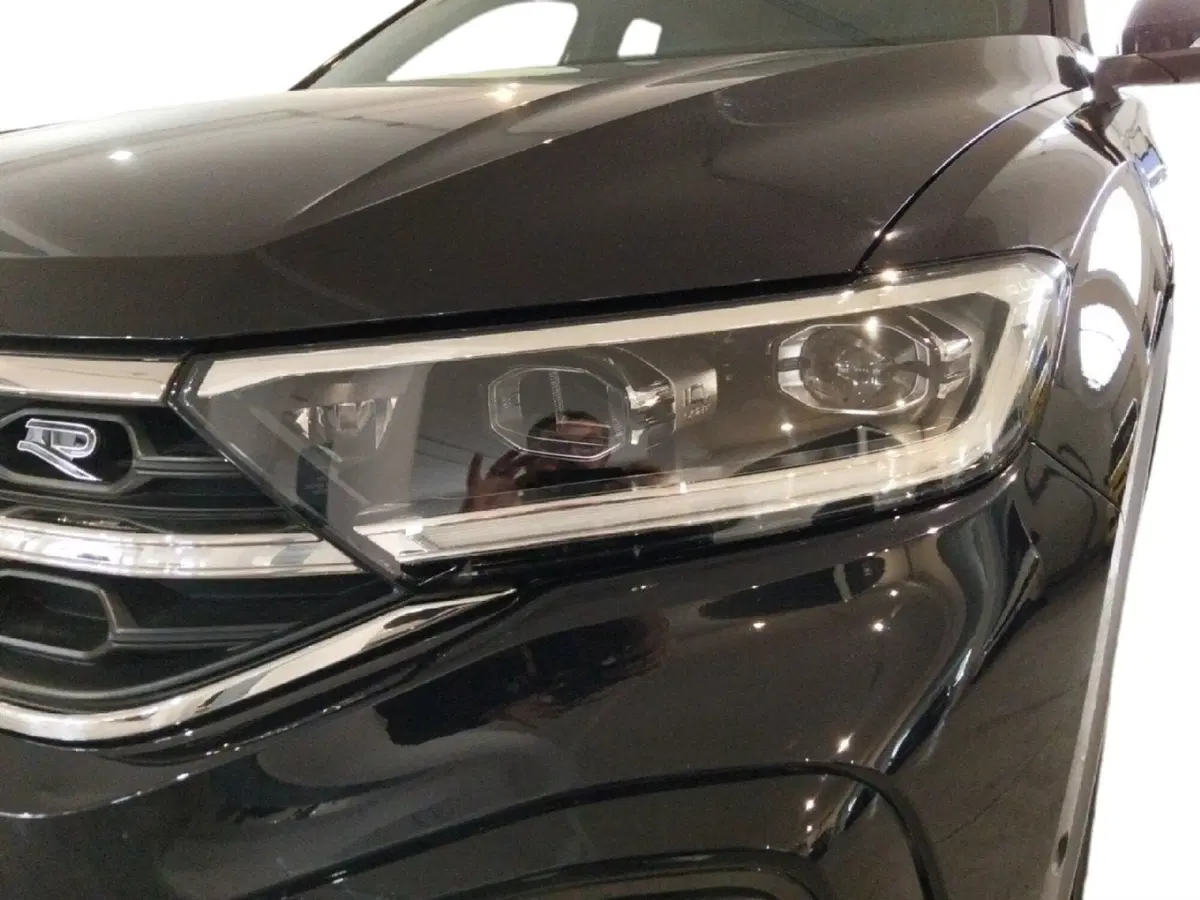 Volkswagen T-Roc usata a Lecce (9)