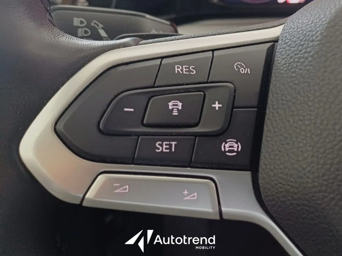 Volkswagen Golf usata a Bari (10)