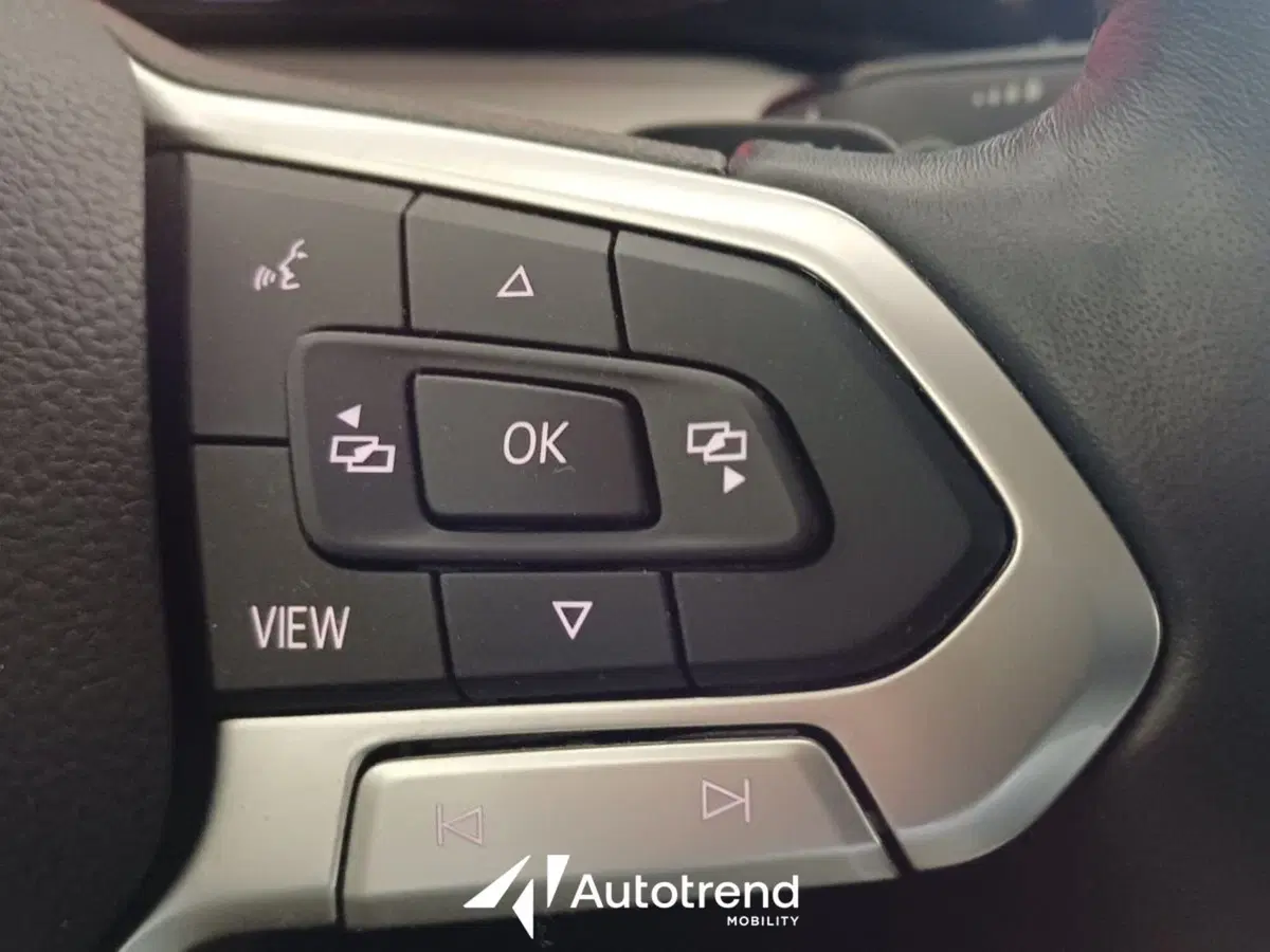 Volkswagen Golf usata a Bari (11)