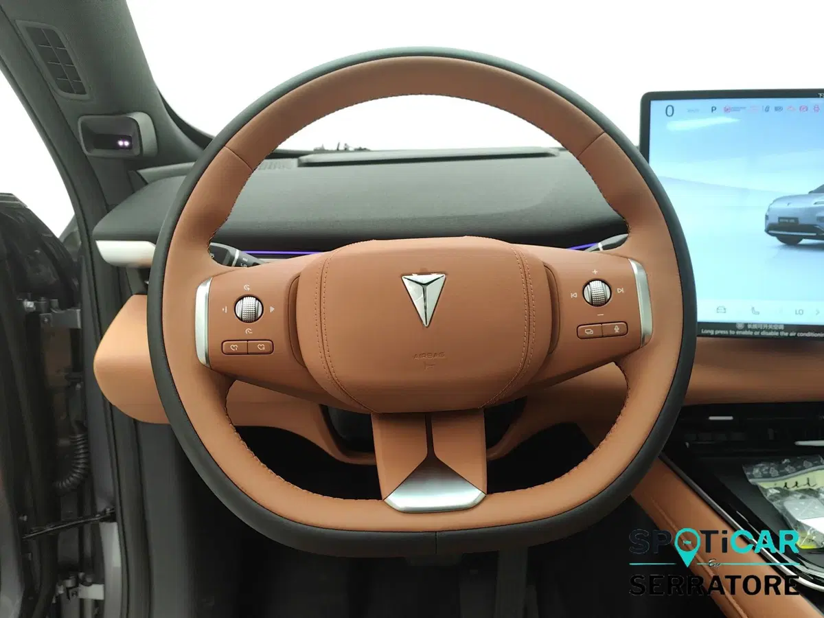 Changan Deepal S05 nuova a Como (16)