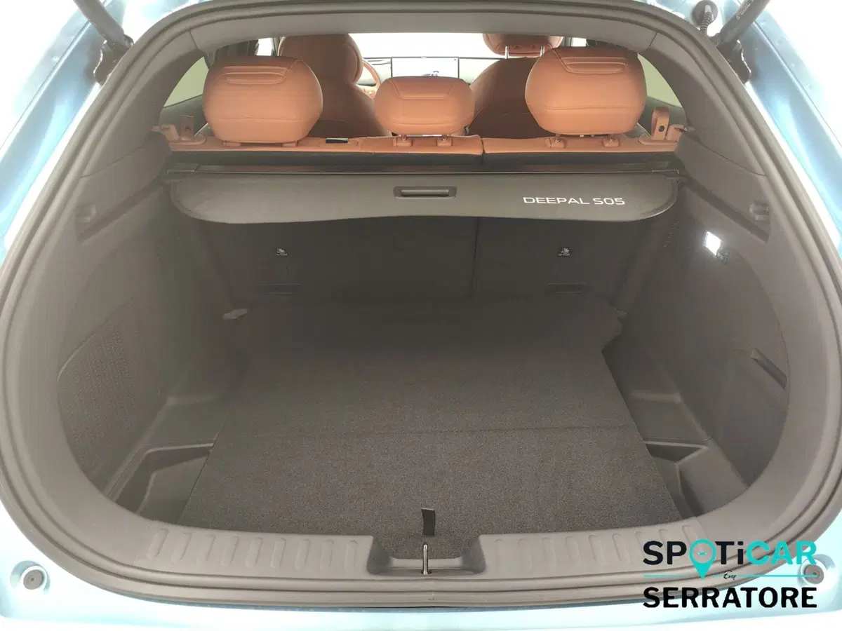 Changan Deepal S05 nuova a Como (17)