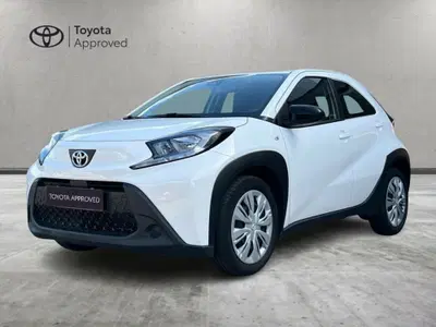 Toyota Aygo X 1.0 Active 72cv s-cvt del 2022 usata a Poggiridenti