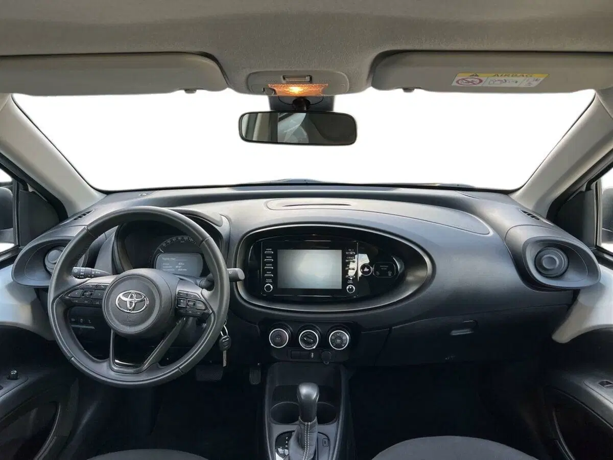 Toyota Aygo X usata a Sondrio (13)