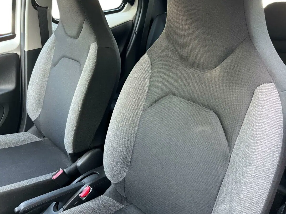 Toyota Aygo X usata a Sondrio (16)