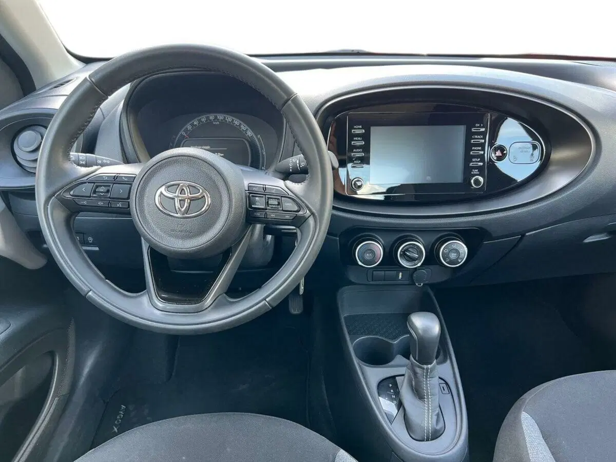 Toyota Aygo X usata a Sondrio (7)