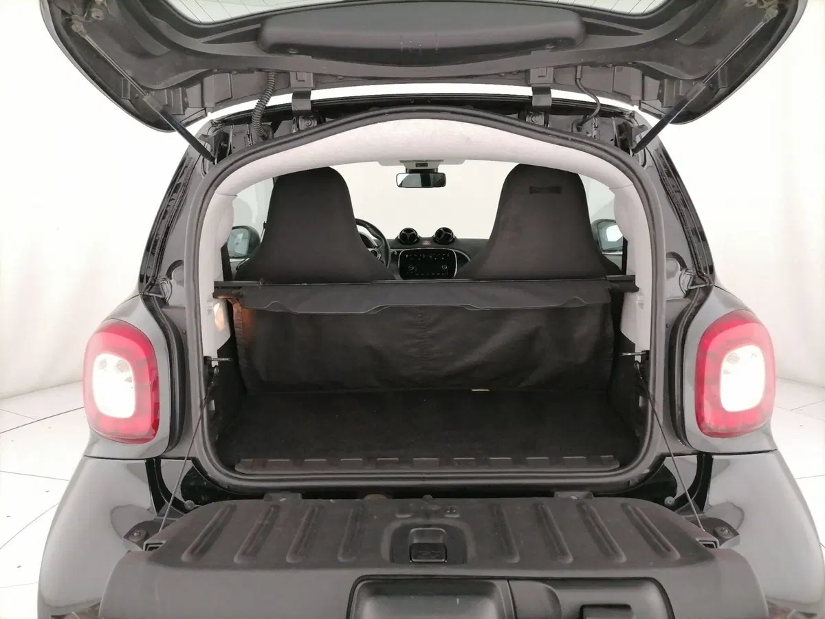 smart Fortwo usata a Roma (9)