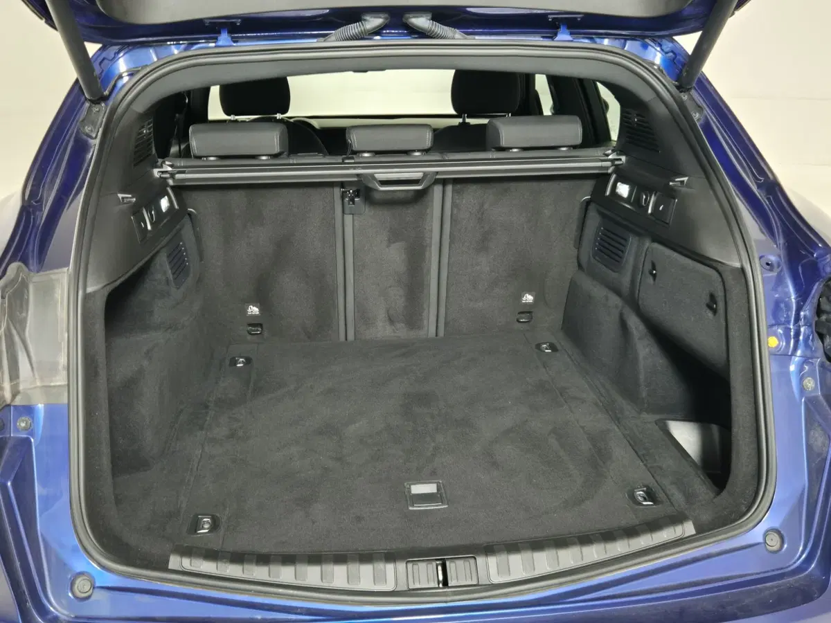 Alfa Romeo Stelvio usata a Torino (13)