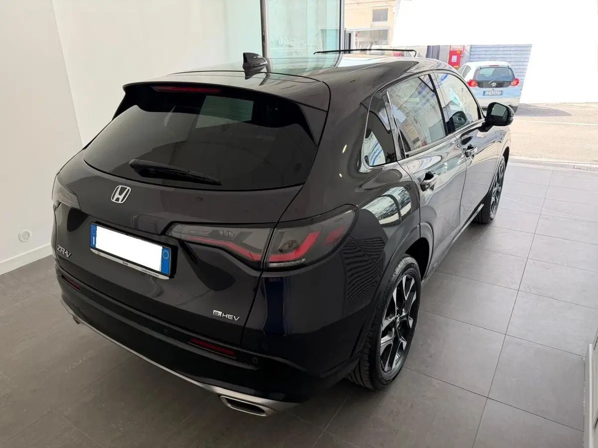 Honda ZR-V usata a Napoli (6)