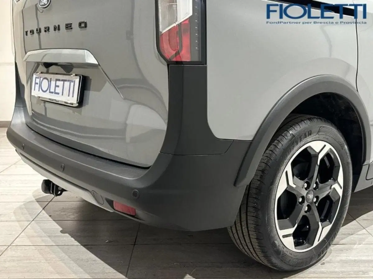 Ford Tourneo Courier usata a Brescia (17)