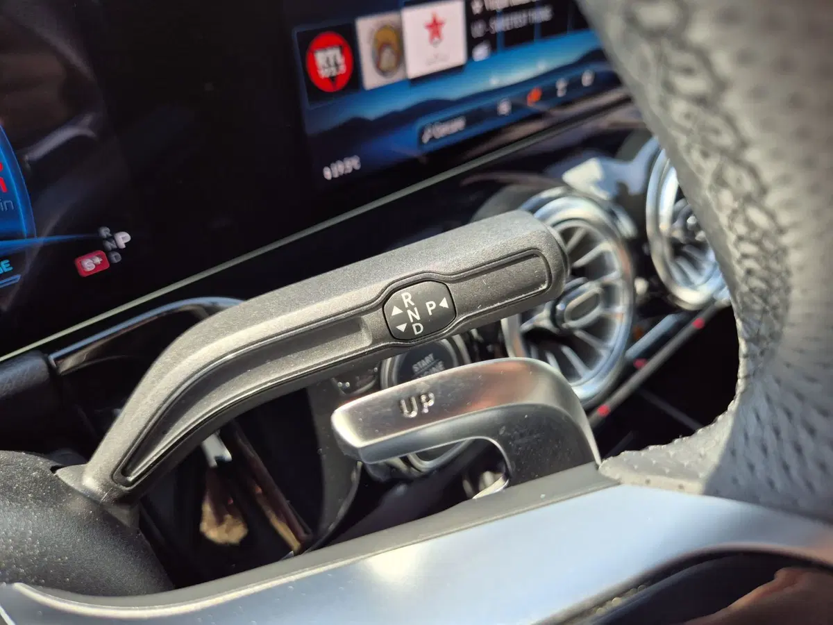 Mercedes-Benz GLA SUV usata  (10)