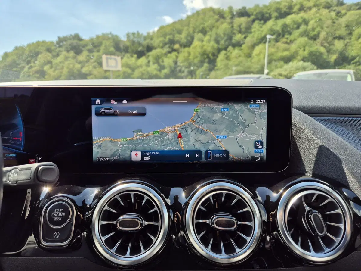 Mercedes-Benz GLA SUV usata  (11)