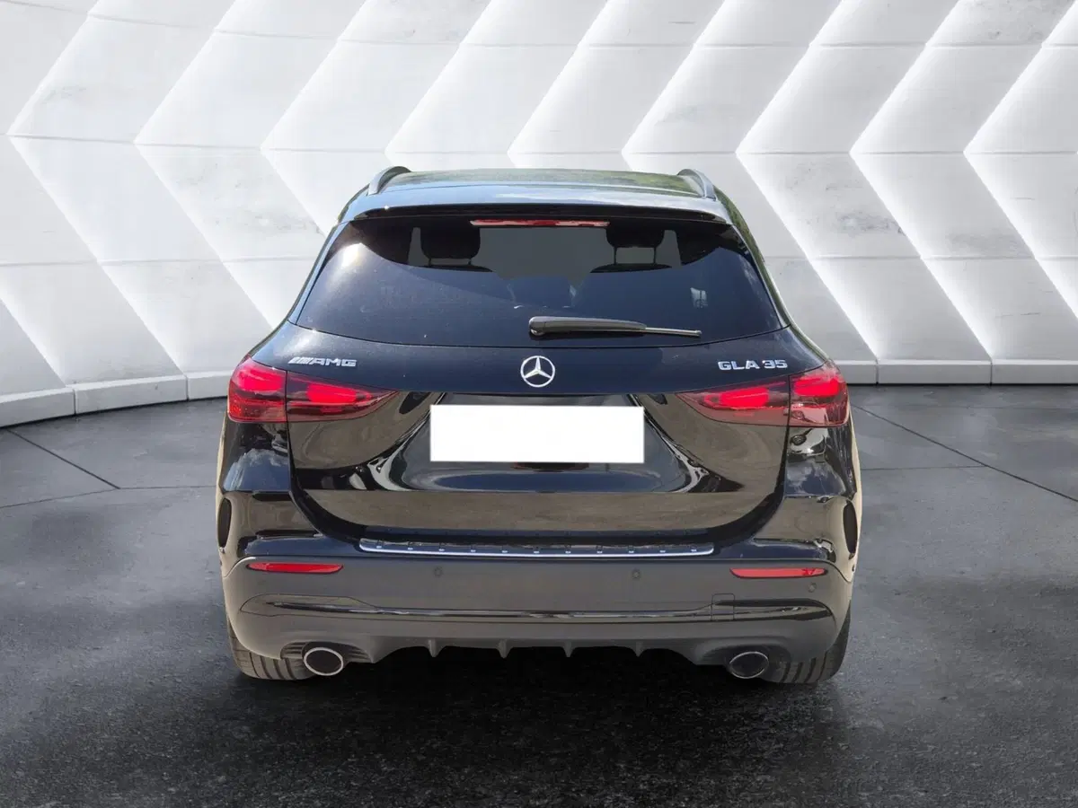 Mercedes-Benz GLA SUV usata  (3)