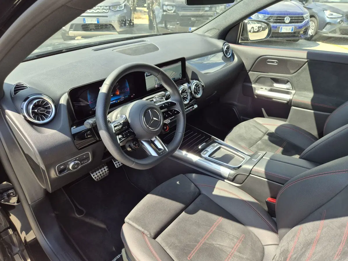 Mercedes-Benz GLA SUV usata  (6)