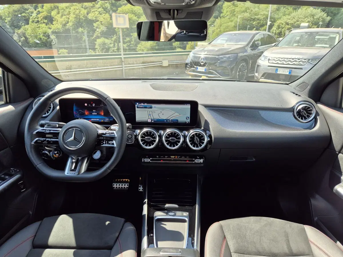 Mercedes-Benz GLA SUV usata  (8)