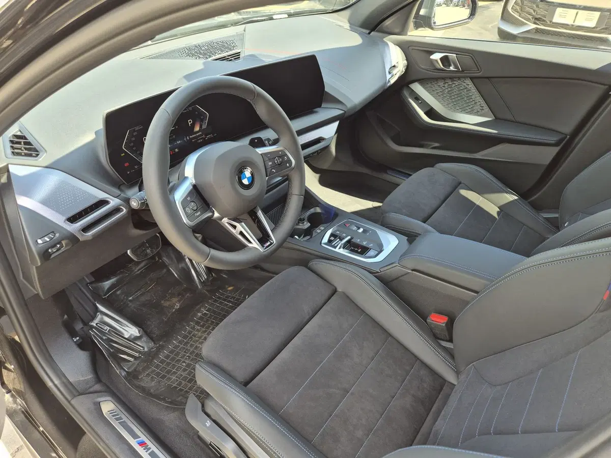 BMW Serie 1 5p. nuova  (6)