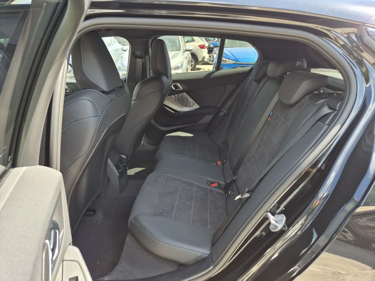 BMW Serie 1 5p. nuova  (7)