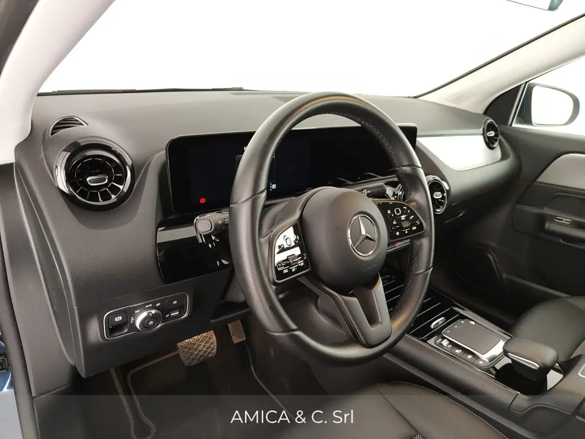 Mercedes-Benz GLA SUV usata a Caserta (20)