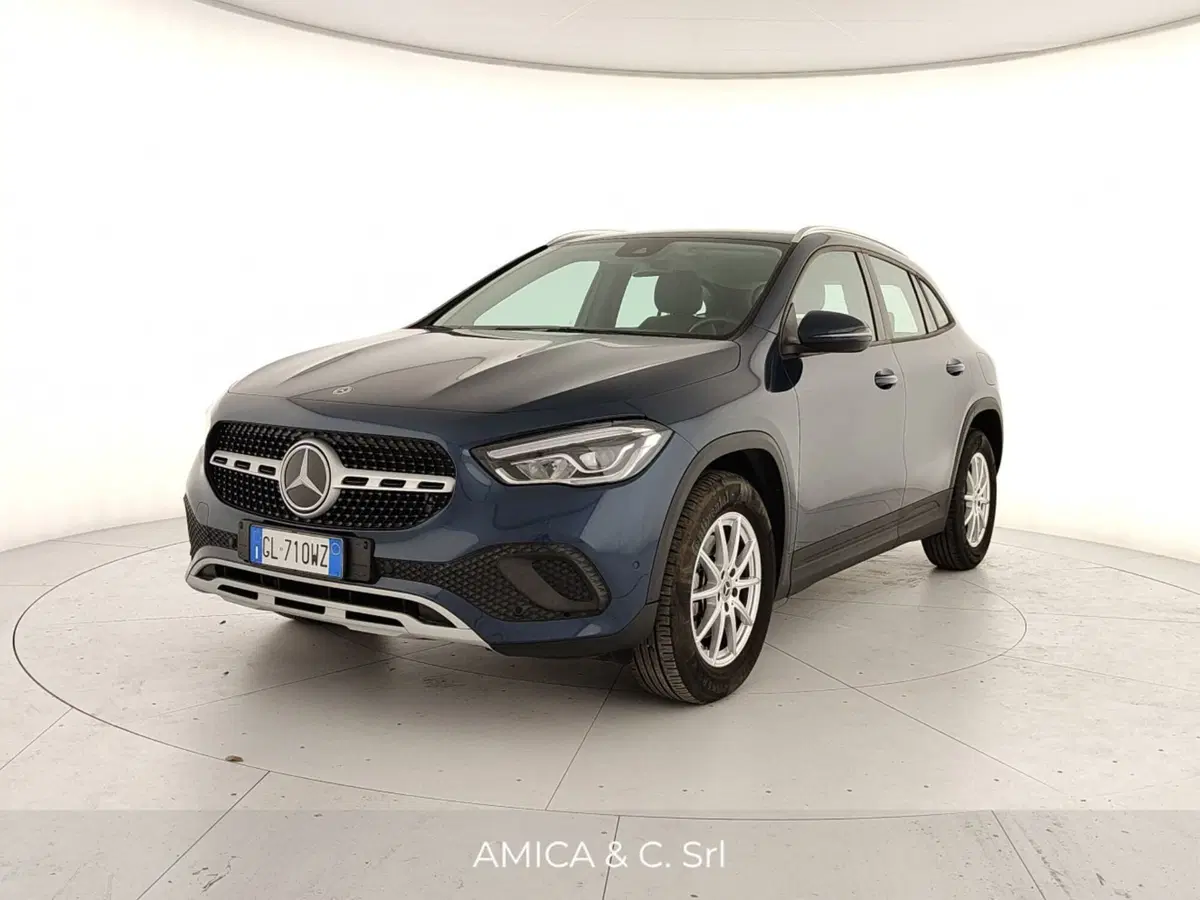 Mercedes-Benz GLA SUV usata a Caserta (3)
