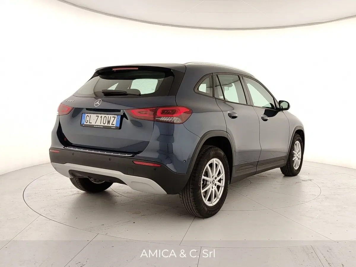 Mercedes-Benz GLA SUV usata a Caserta (6)