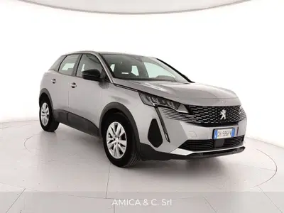 Peugeot 3008 BlueHDi 130 S&amp;S EAT8 Active Pack del 2021 usata a Caserta