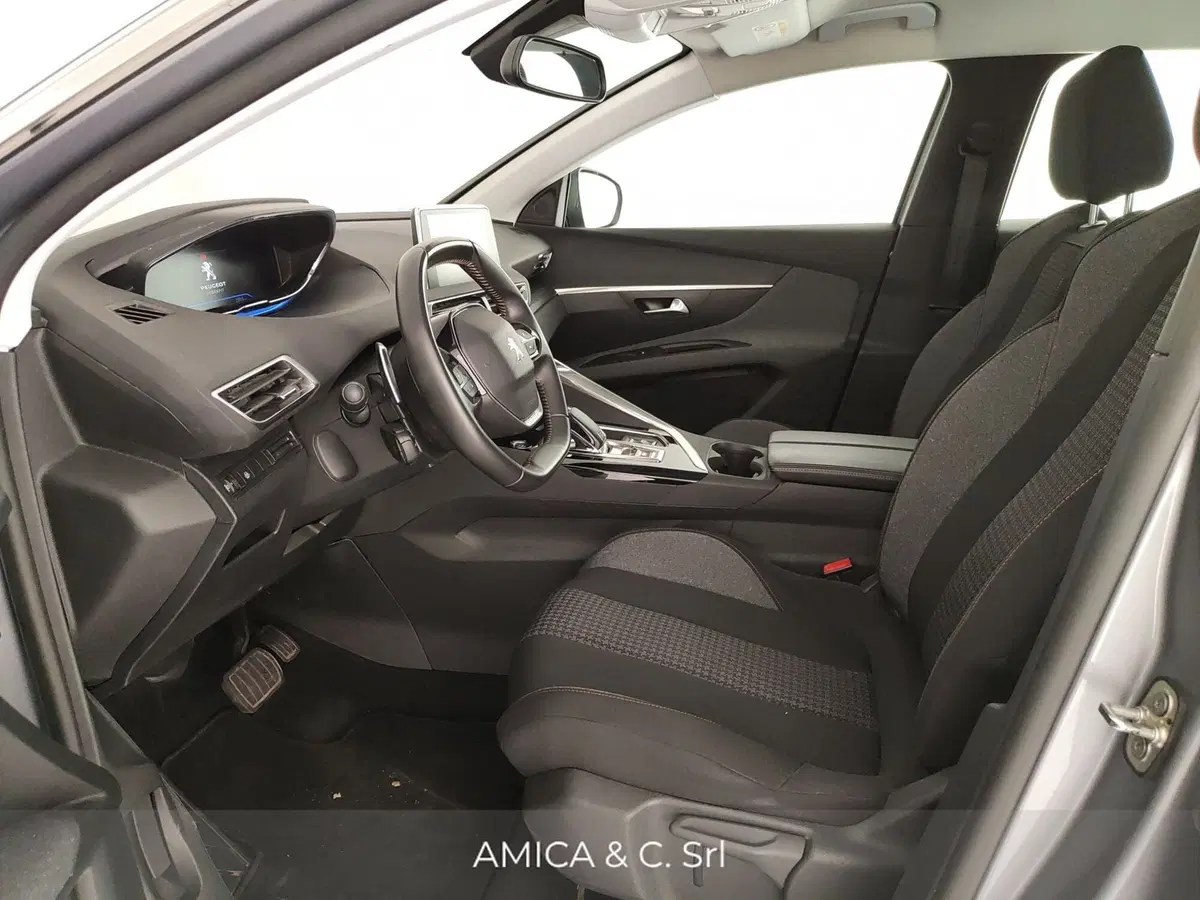 Peugeot 3008 usata a Caserta (12)
