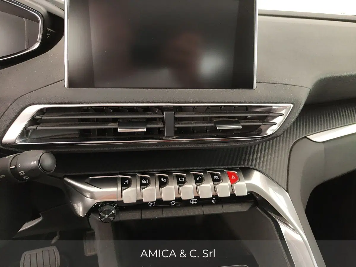 Peugeot 3008 usata a Caserta (17)